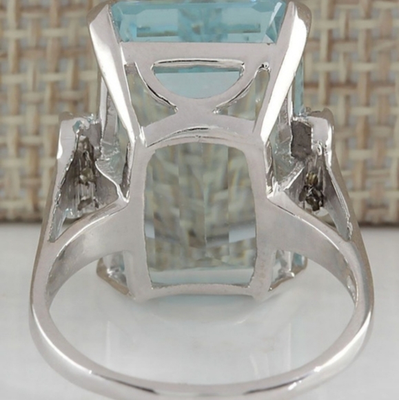 NEW Luxury 925 Silver Natural Aquamarine Ring 6 - Picture 2 of 2